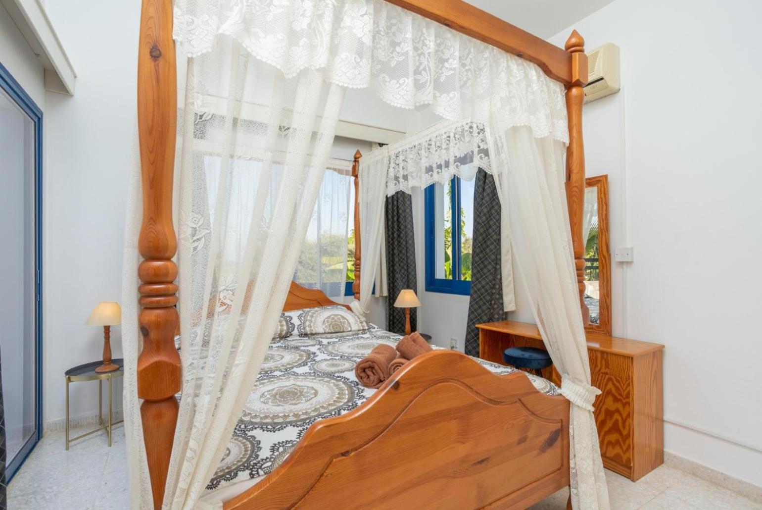 Villa Charoula Pente Пафос Экстерьер фото