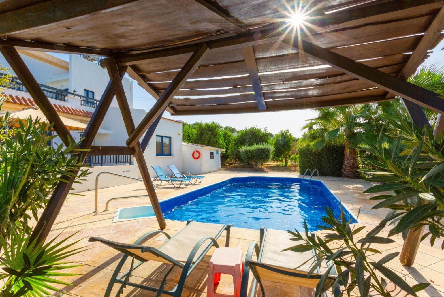 Villa Charoula Pente Пафос Экстерьер фото